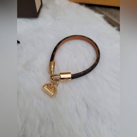 Louis Vuiiton Alma Bracelet - Picture 1 of 13